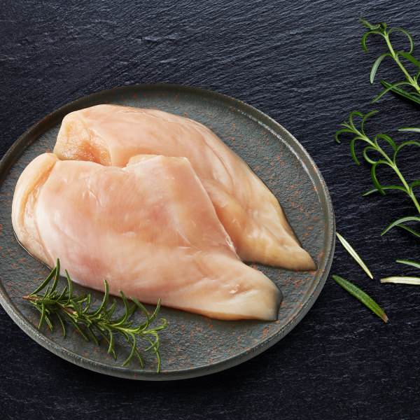 大成Holy Chicken 益活雞 飼養全程不使用抗生素、吃益生菌長大的雞